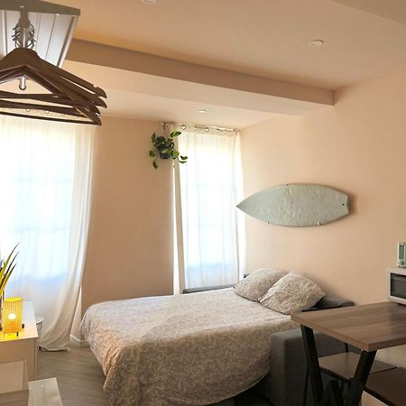 Appartamento Studio Malibu Central, Lumineux Et Confortable Hyères Esterno foto