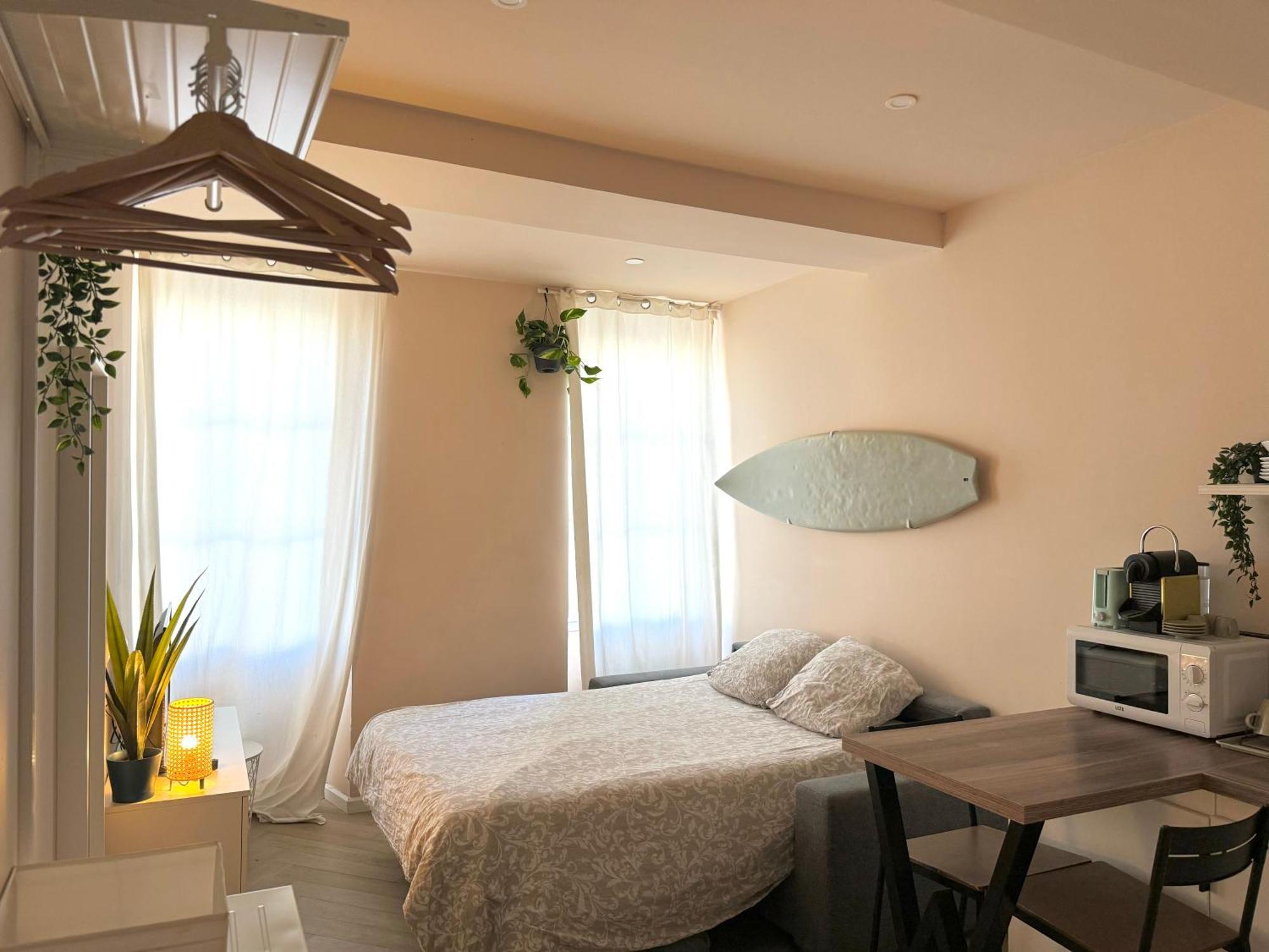 Appartamento Studio Malibu Central, Lumineux Et Confortable Hyères Esterno foto